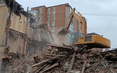 Промышленный снос и демонтаж зданий спецтехникой - Саратов, цены, предложения специалистов