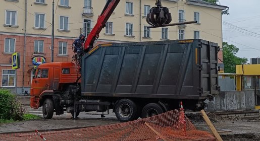 Ломовоз Услуги ломовозов от 2500 руб/час за смену взять в аренду, заказать, цены, услуги - Ершов