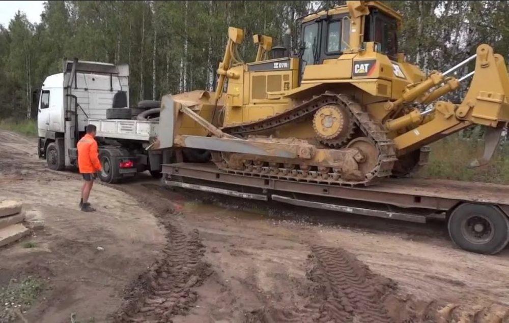 Бульдозер Бульдозеры в аренду CAT D7R, Komatsu D375A взять в аренду, заказать, цены, услуги - Саратов