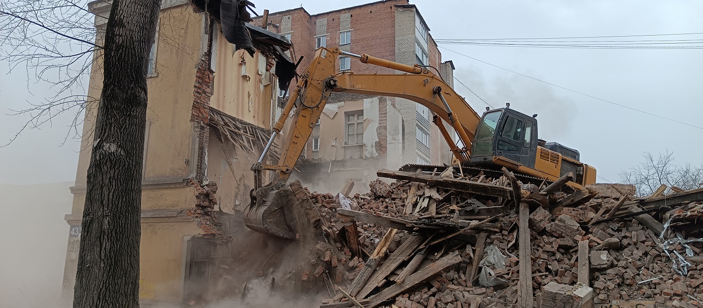Услуги по сносу и демонтажу старых домов, строений и сооружений в Хвалынске